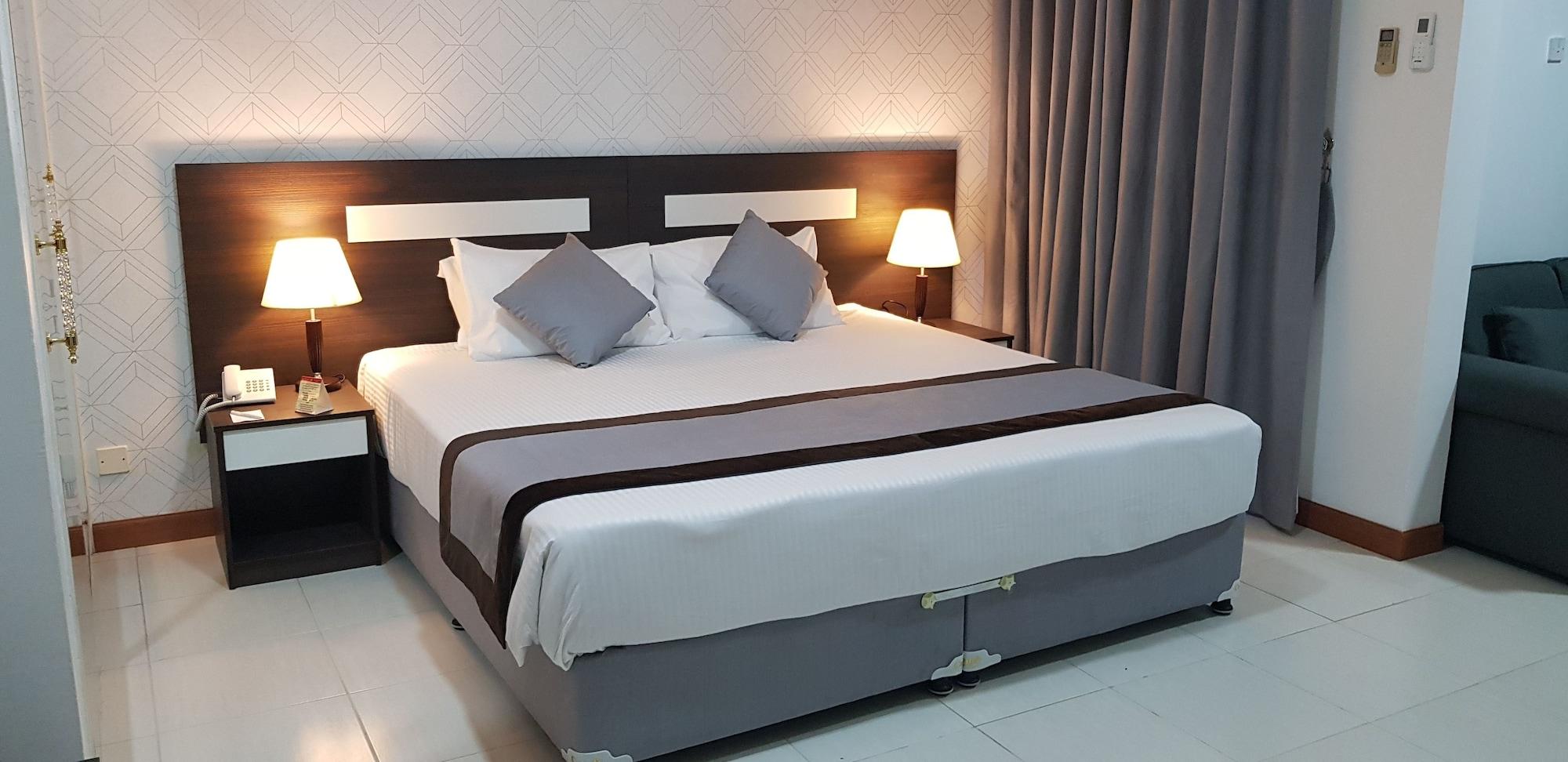 Nova Park Hotel Sharjah Esterno foto