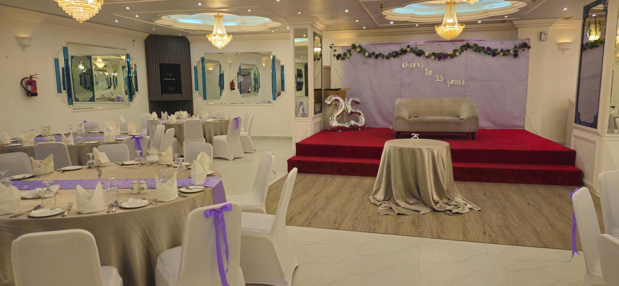 Nova Park Hotel Sharjah Esterno foto