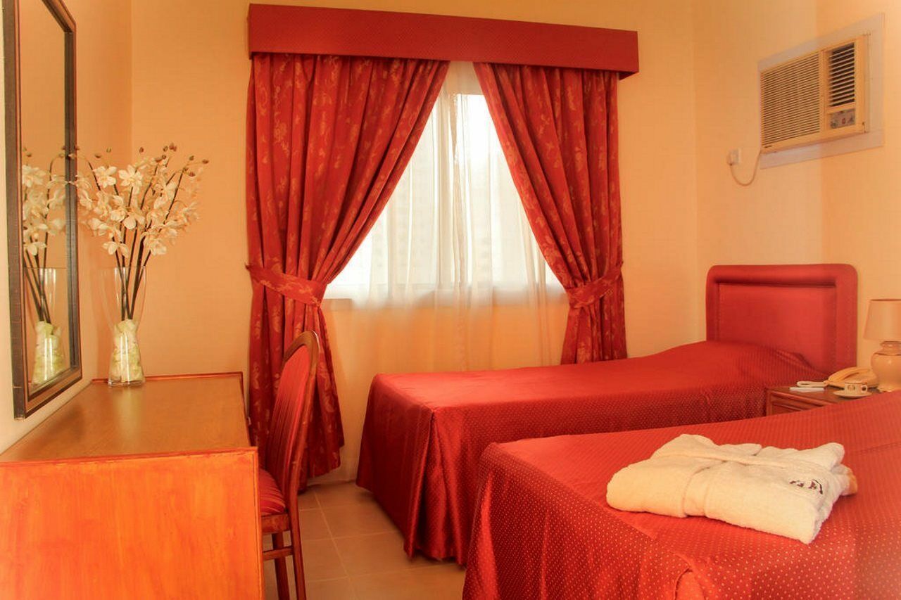 Nova Park Hotel Sharjah Esterno foto