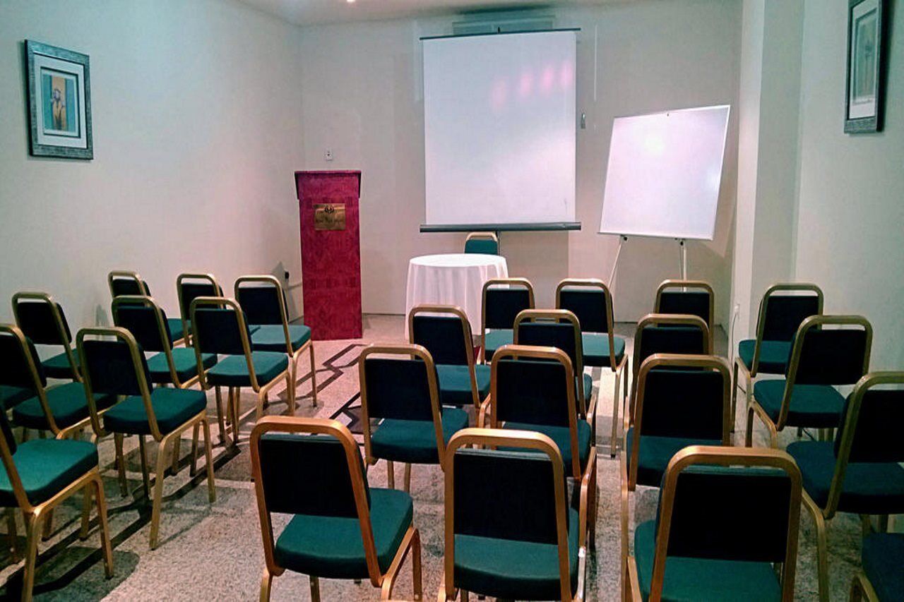 Nova Park Hotel Sharjah Esterno foto